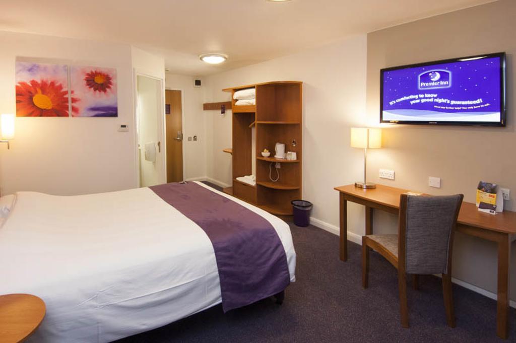 Premier Inn Kings Langley Luaran gambar